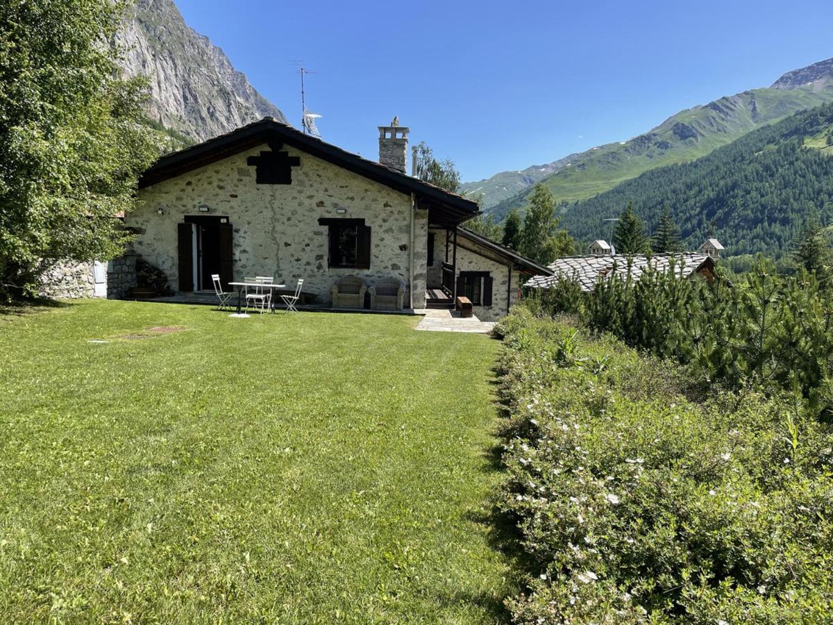 L'Atelier Du Temps - Baita Grandes Jorasses Montita Kültér fotó